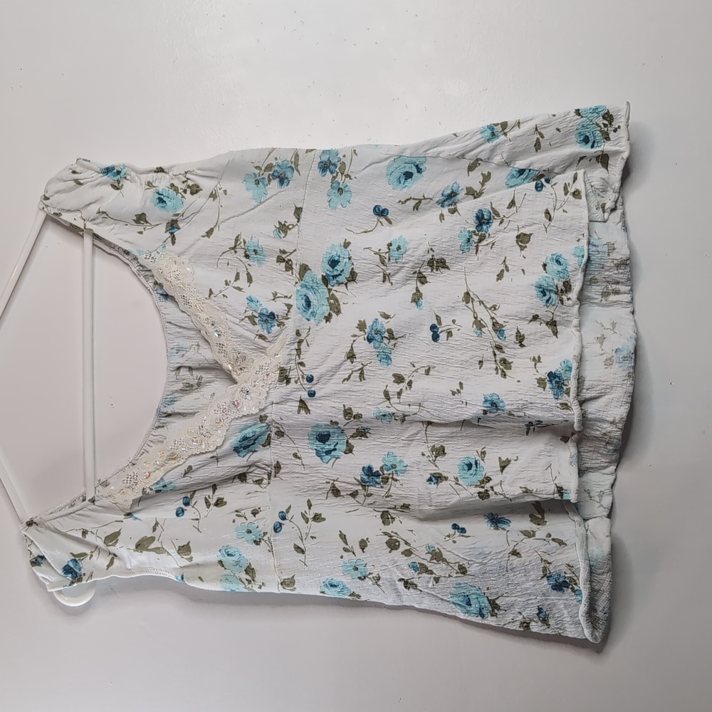 Vintage Y2K V-Neck Tank Top White Floral with Sequins Tag Missing